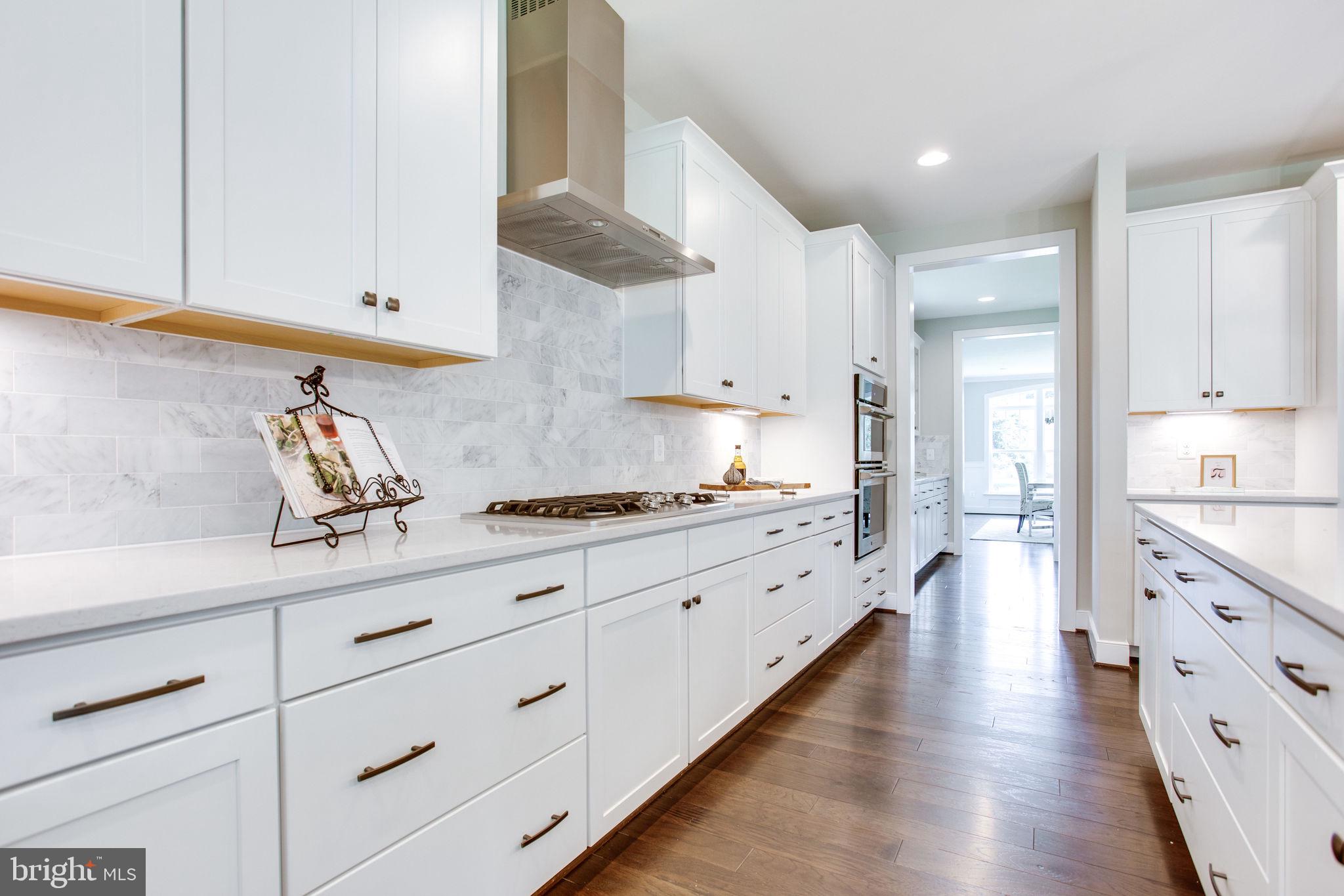 LITTLE VIENNA ESTATES - Residential