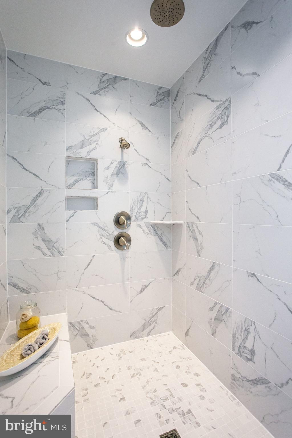 LITTLE VIENNA ESTATES - Residential