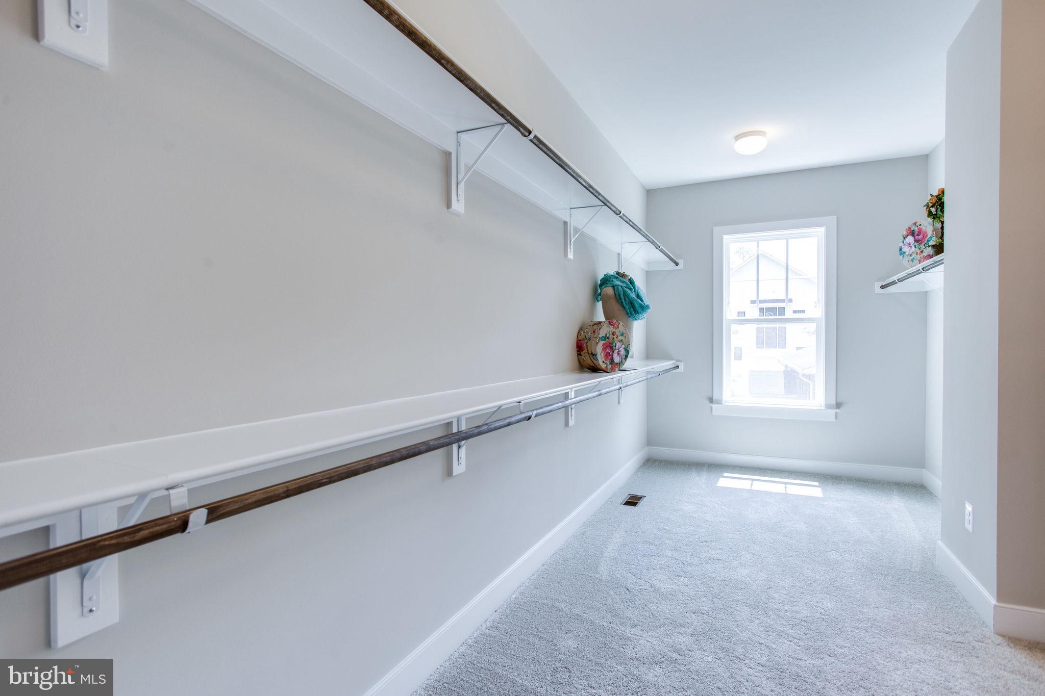 LITTLE VIENNA ESTATES - Residential