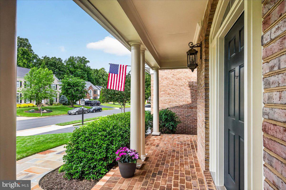 13754 ROYAL RED TERRACE