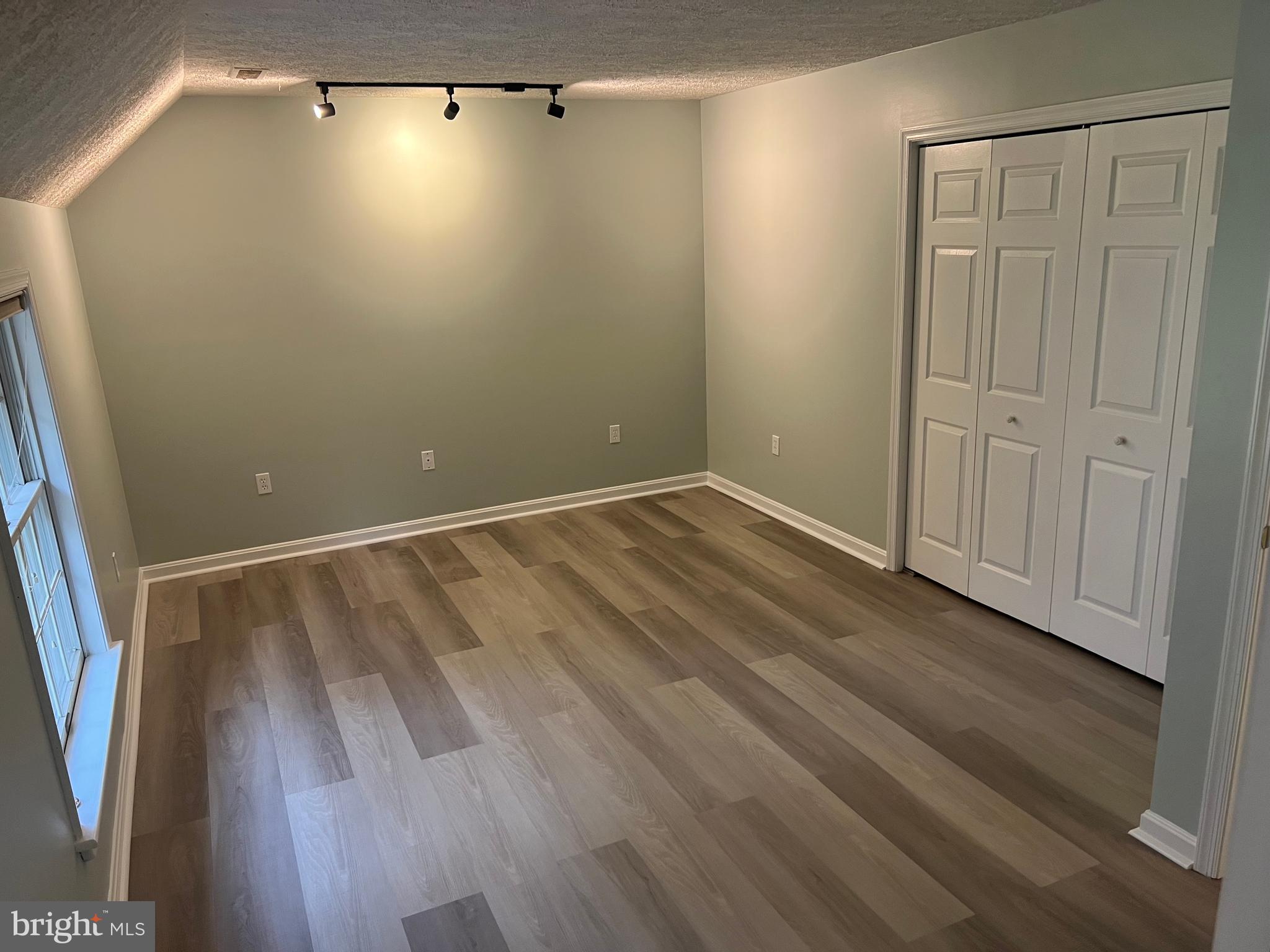 MAGOTHY BEACH - Residential Lease