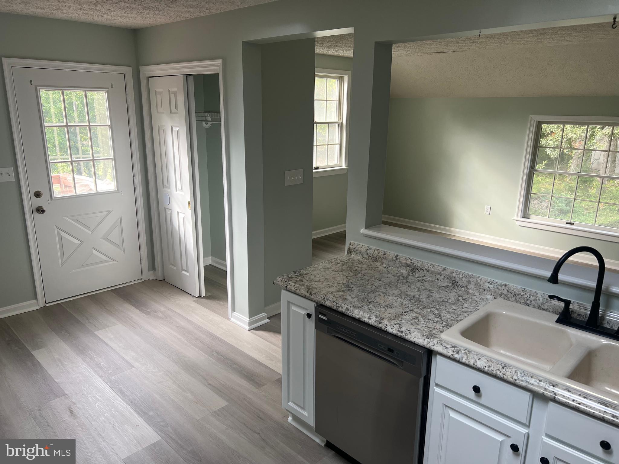 MAGOTHY BEACH - Residential Lease