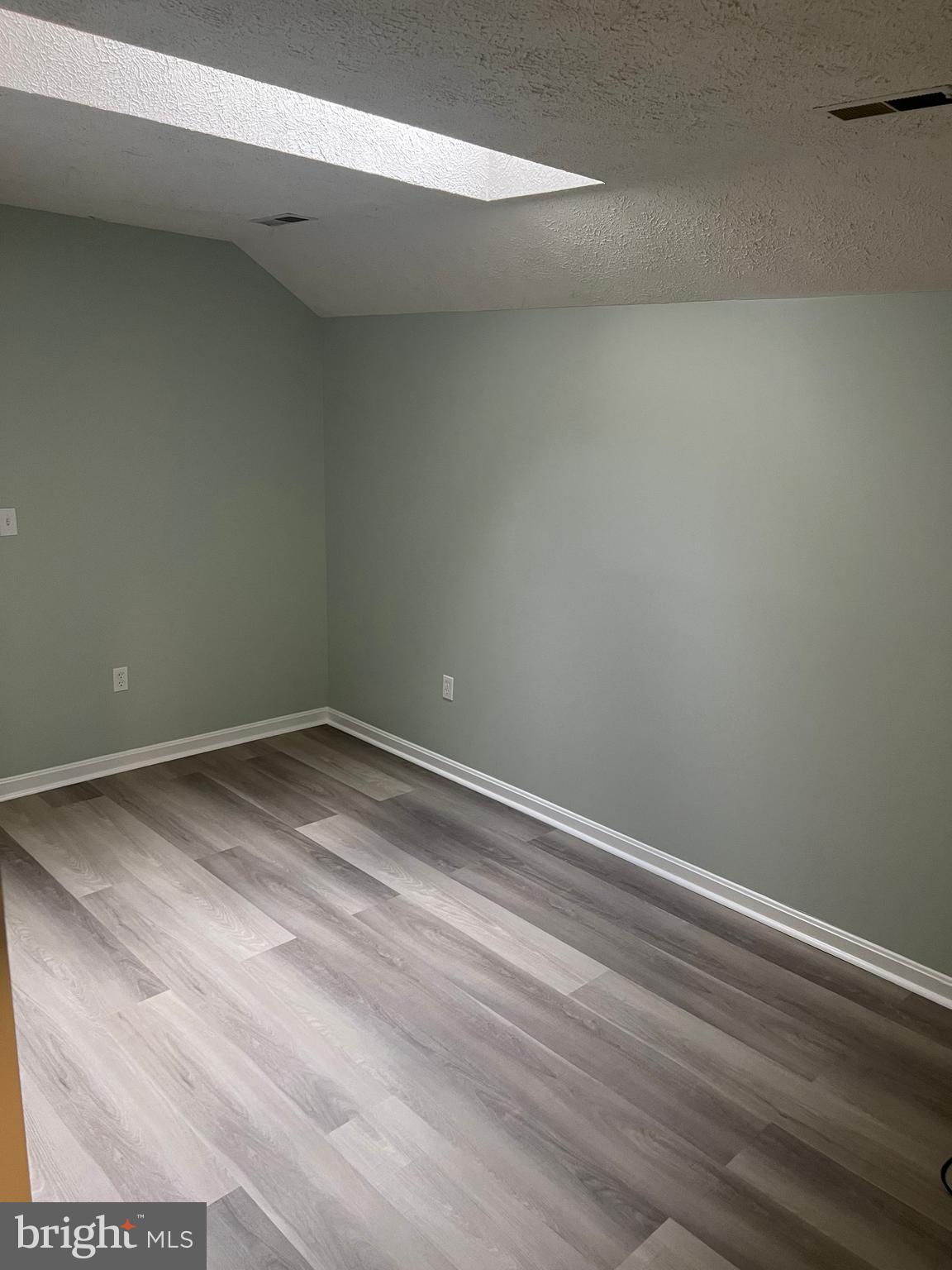 MAGOTHY BEACH - Residential Lease