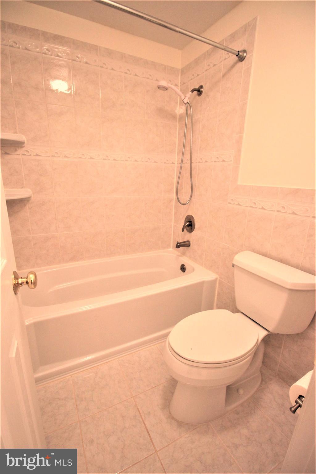 CARDINAL GLEN - Residential