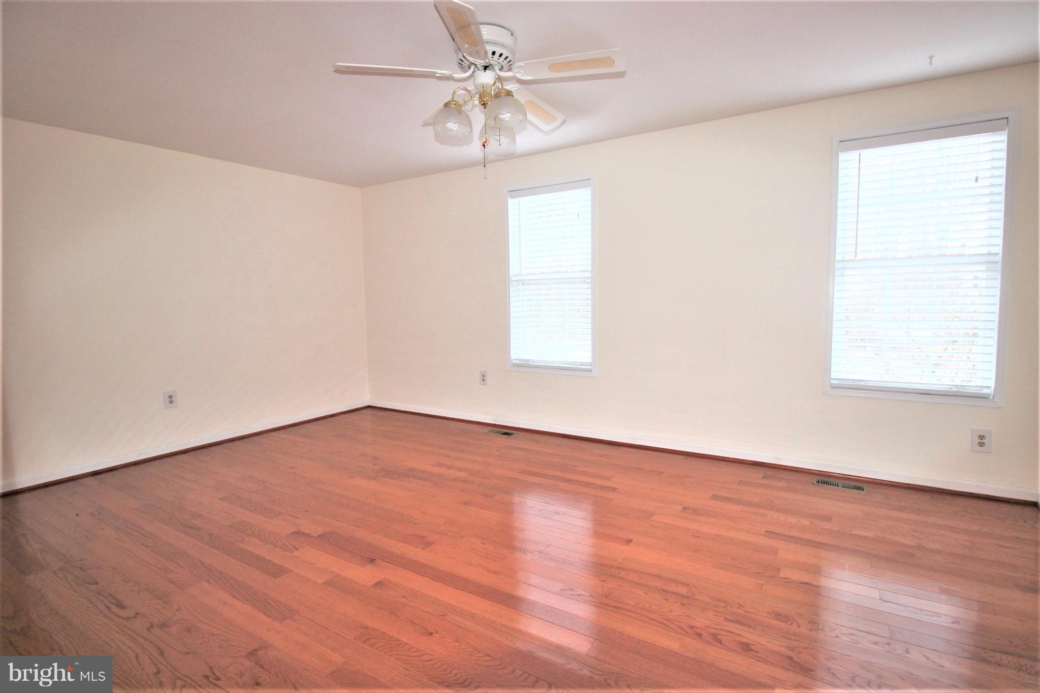 CARDINAL GLEN - Residential