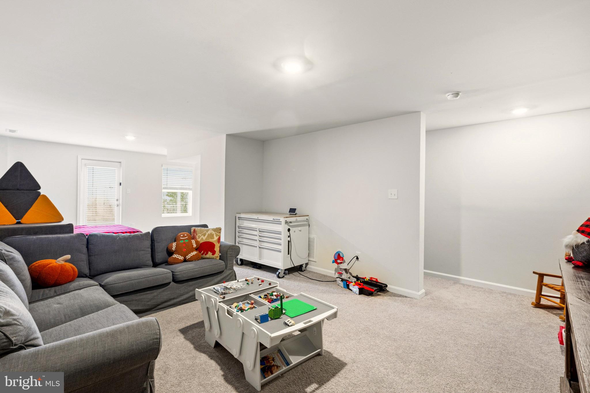 MAURY HEIGHTS - Residential