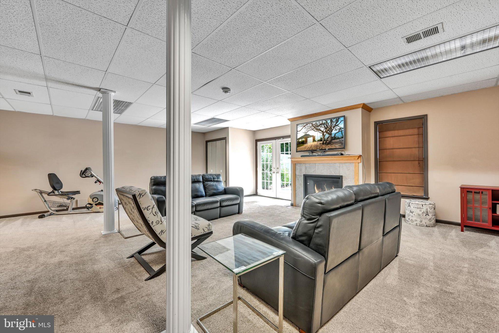 BLUE CHURCH FARMS - Residential