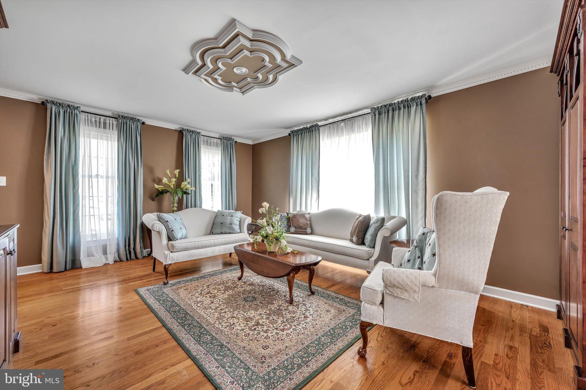 BLUE CHURCH FARMS - Residential