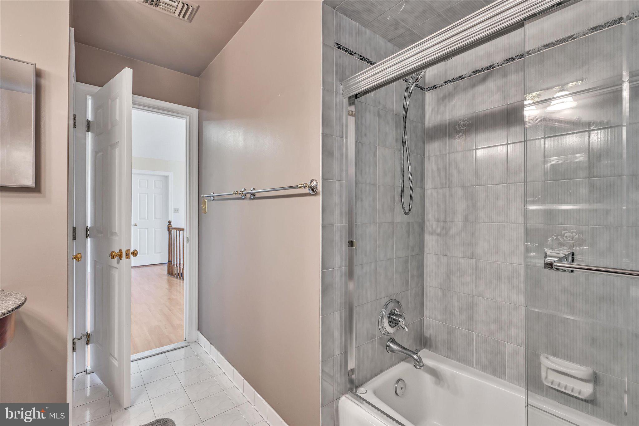 BLUE CHURCH FARMS - Residential