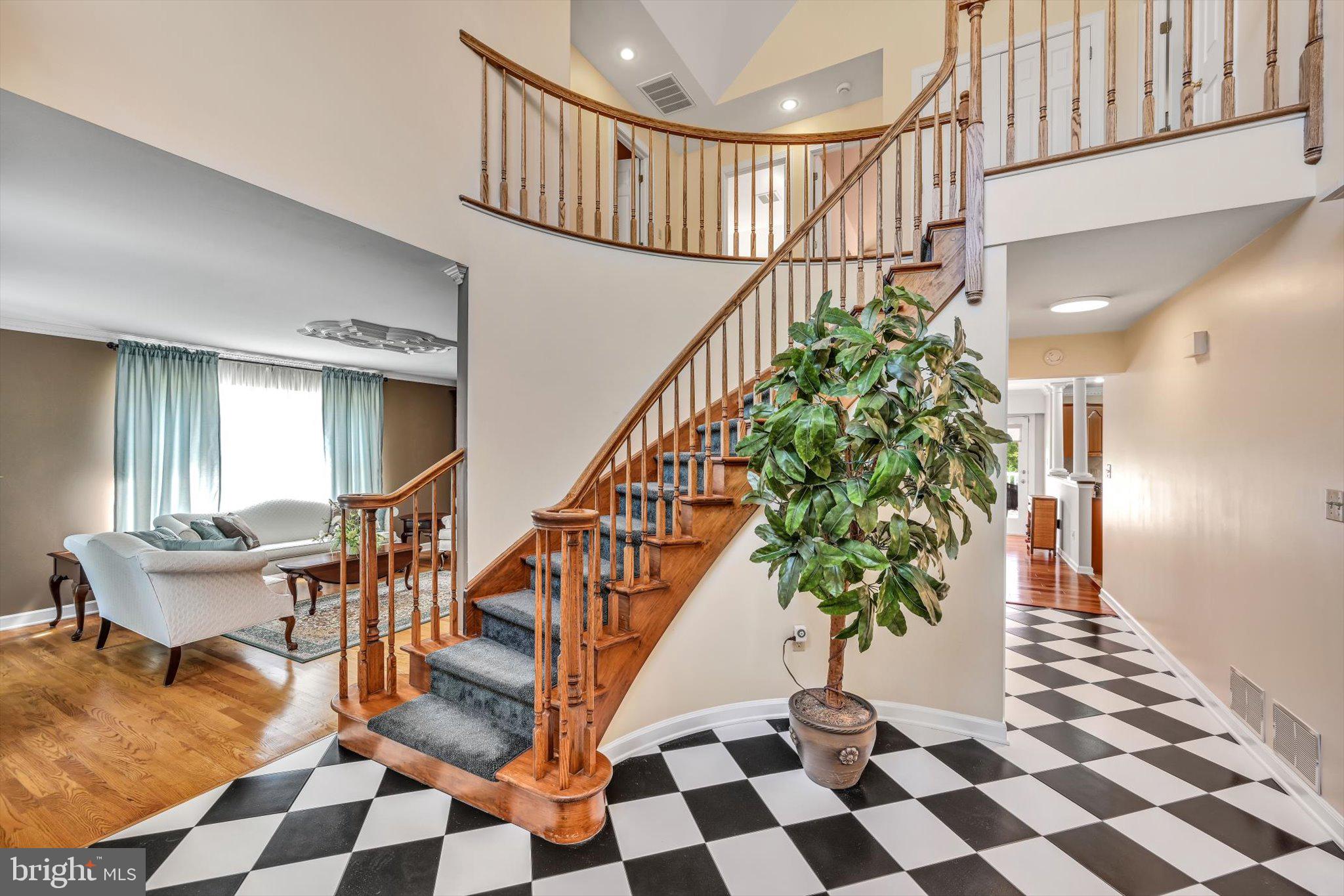 BLUE CHURCH FARMS - Residential