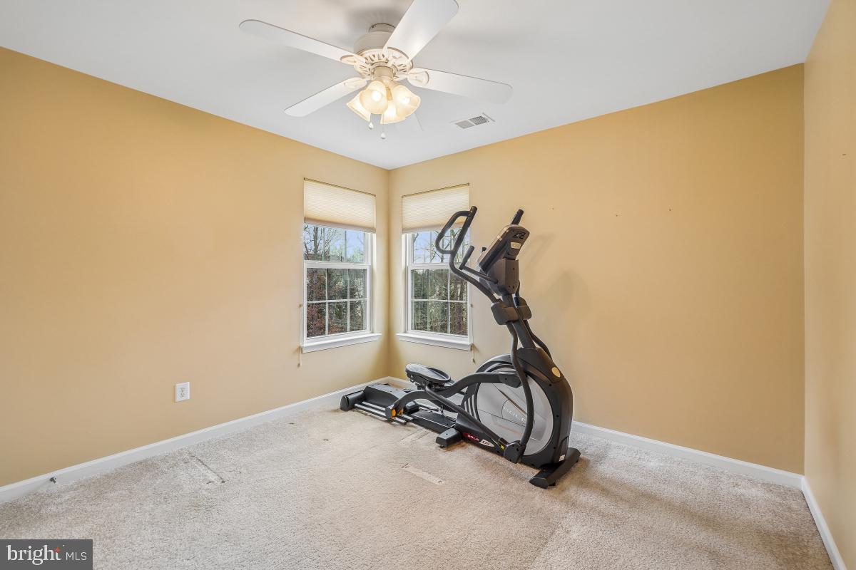 MAY'S QUARTER - Residential