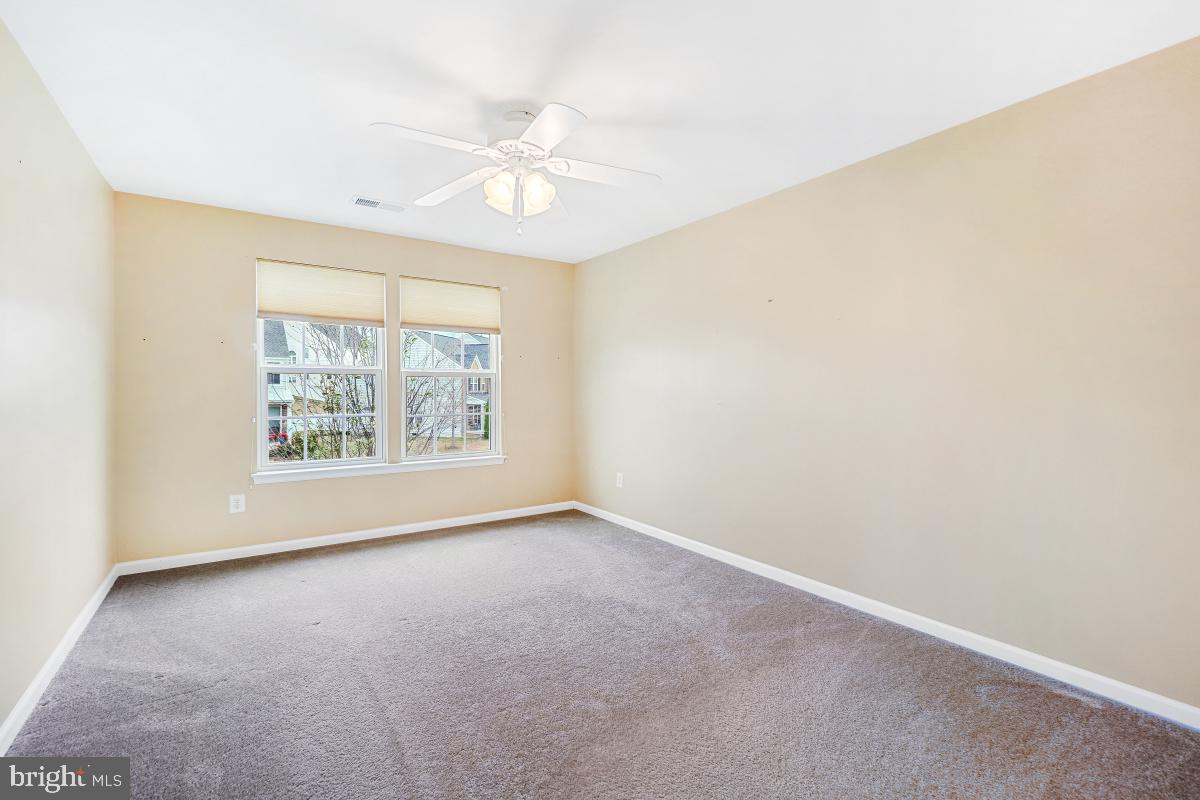 MAY'S QUARTER - Residential