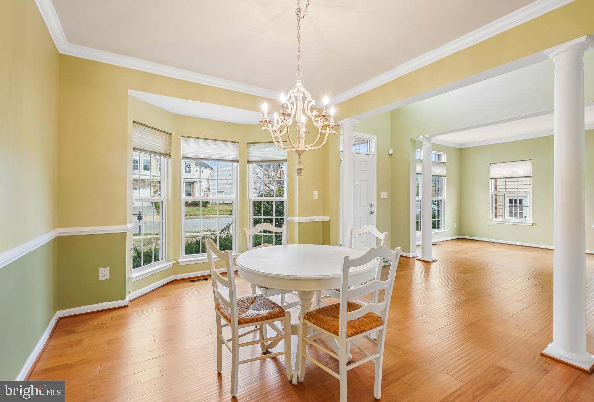 MAY'S QUARTER - Residential