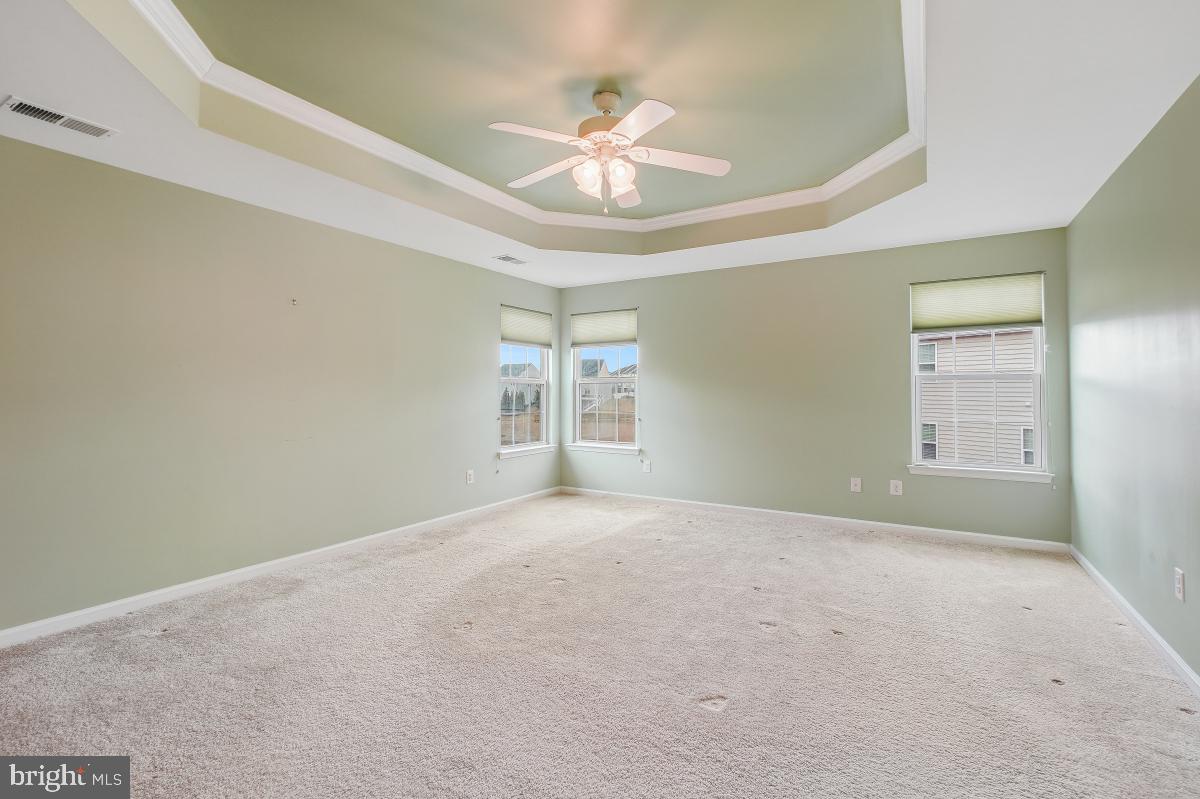 MAY'S QUARTER - Residential