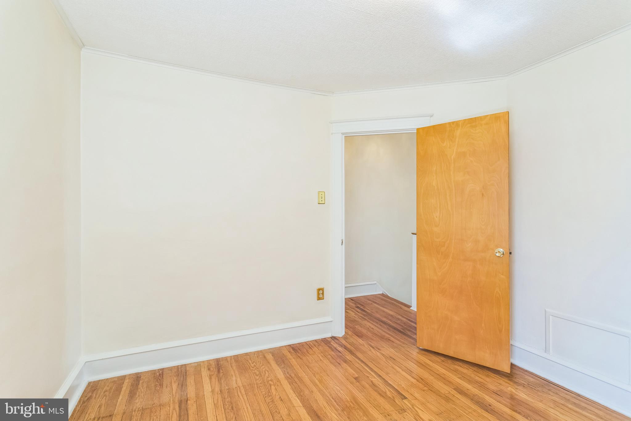 ROXBOROUGH - Residential