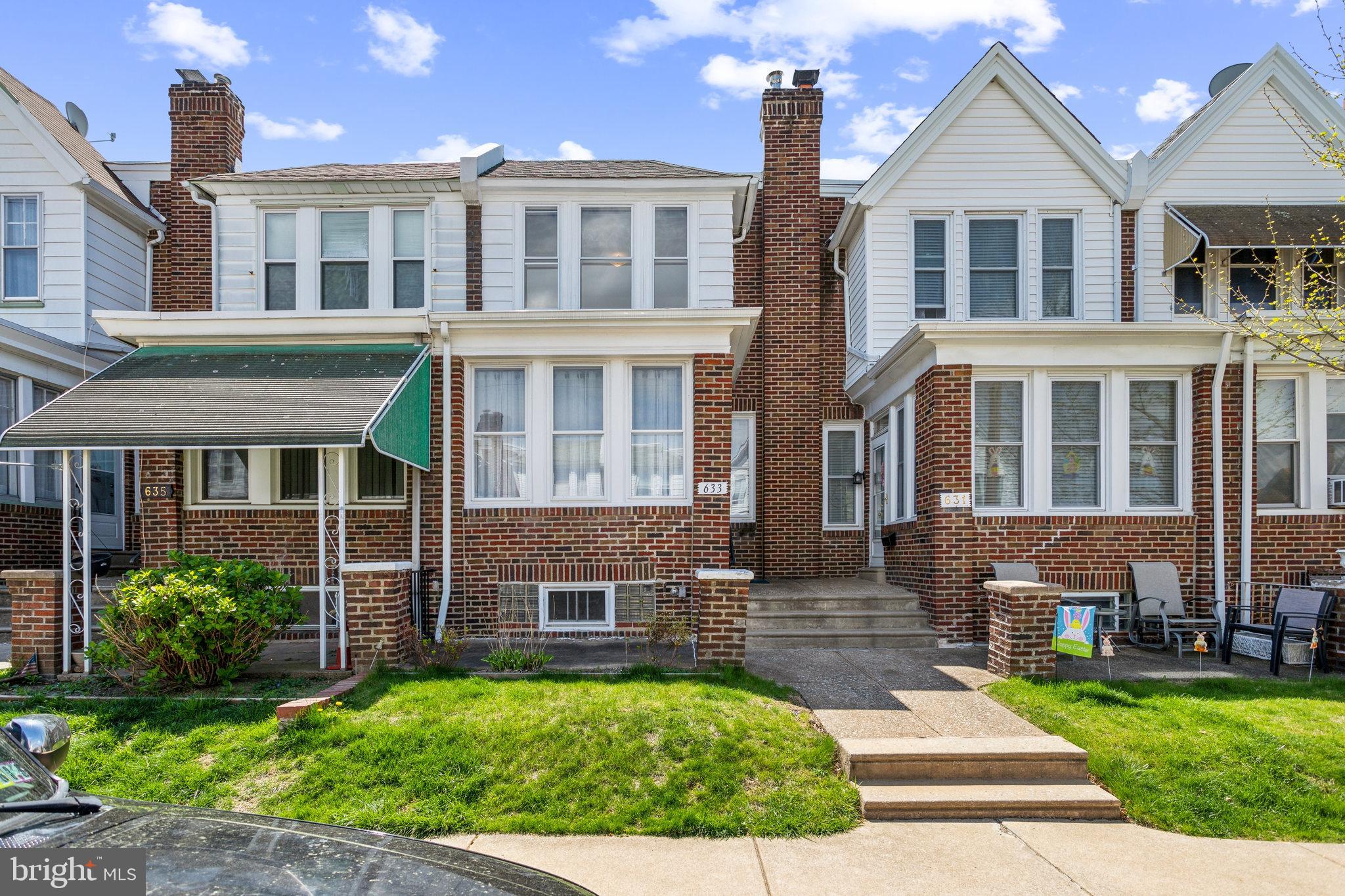 ROXBOROUGH - Residential