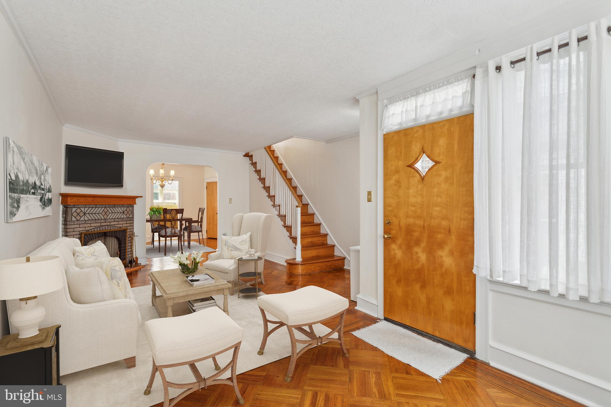 ROXBOROUGH - Residential