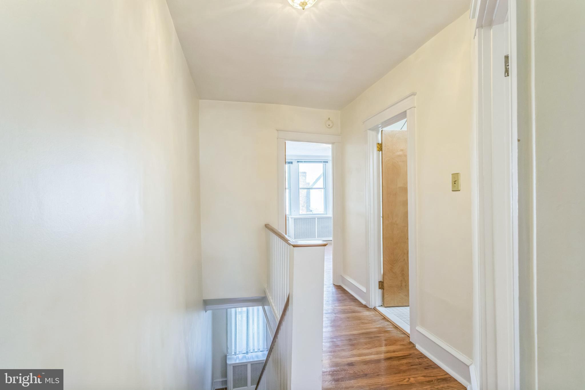 ROXBOROUGH - Residential