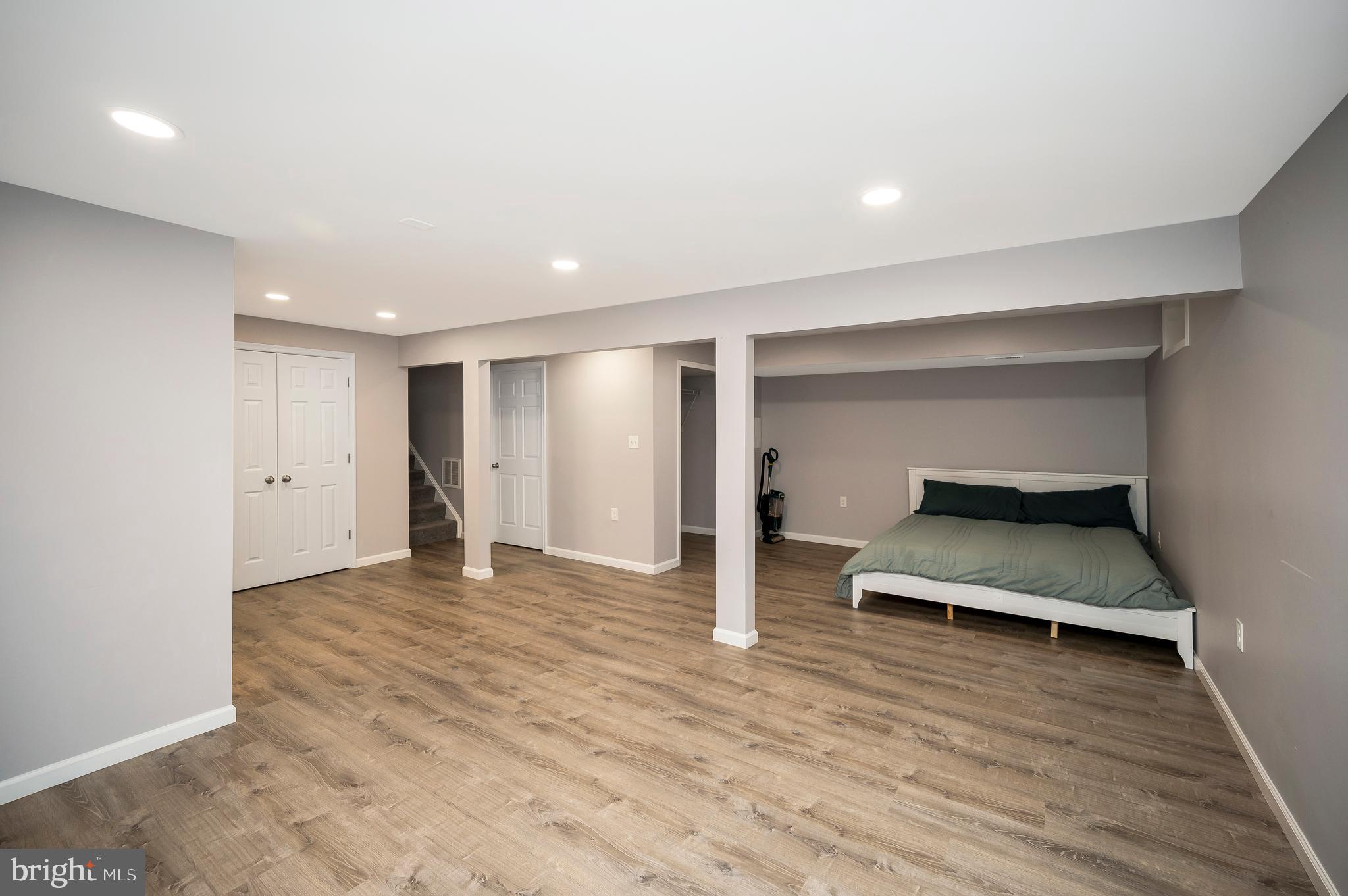 HUNTER TRAIL AT STAFFORD - Residential