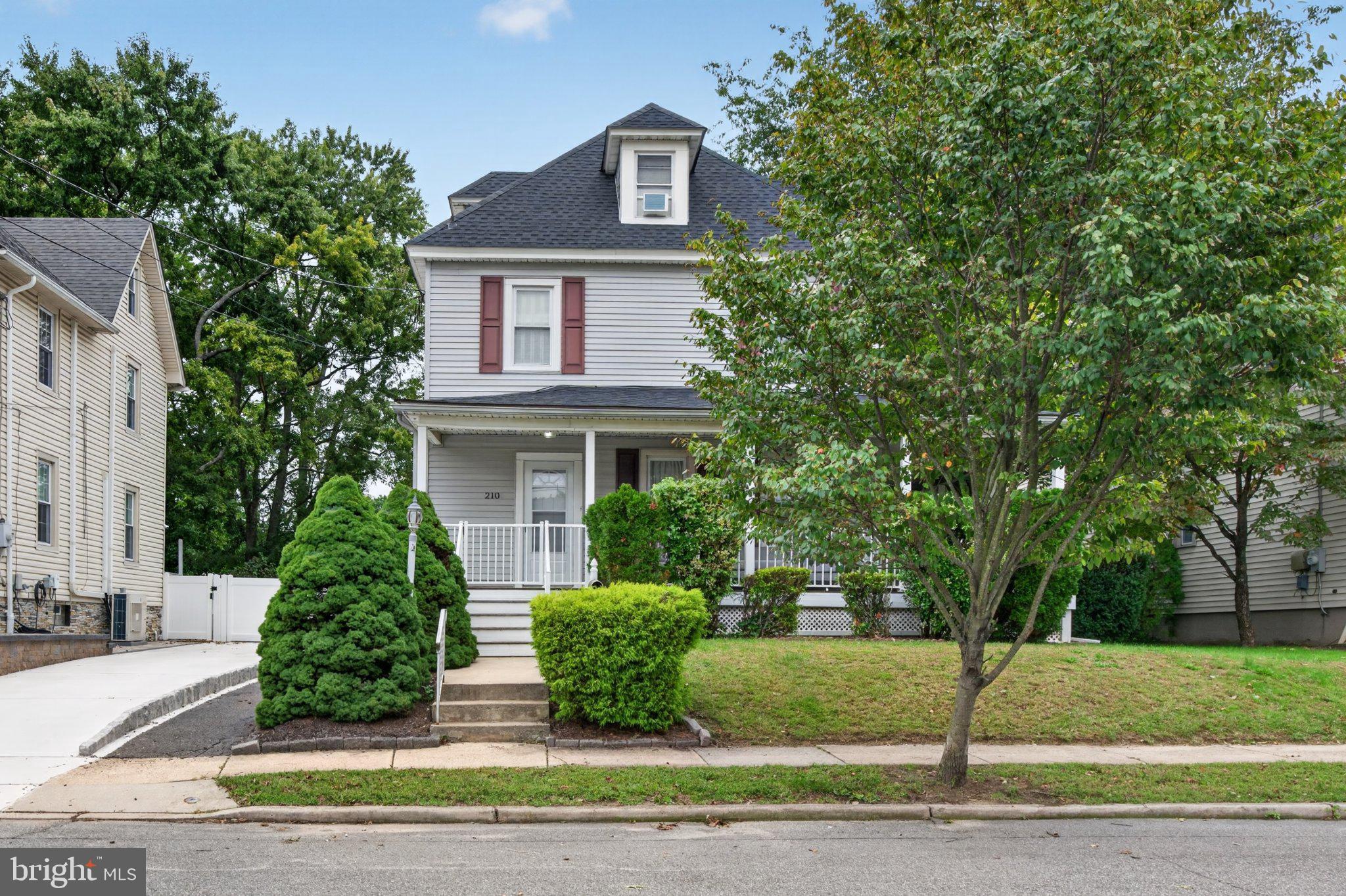 210 TOLEDO AVENUE
