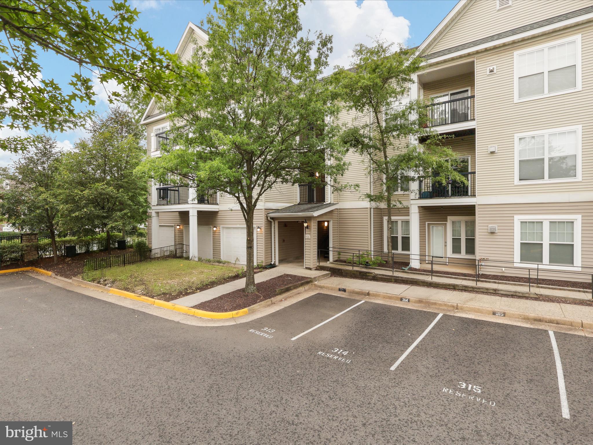 5126 BRITTNEY ELYSE CIRCLE A A