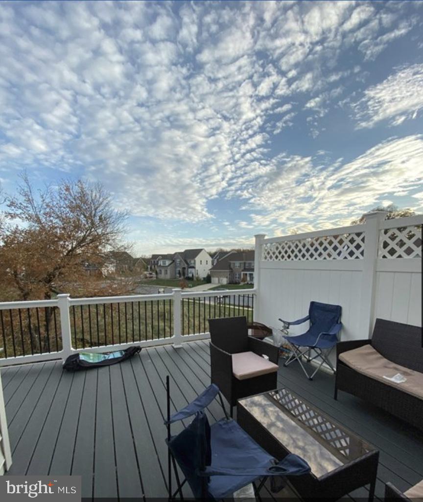 SMITH HOME FARM - Residential