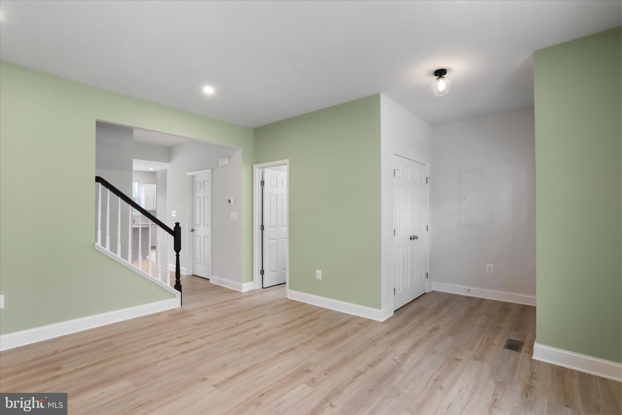 HAGERSTOWN - Residential