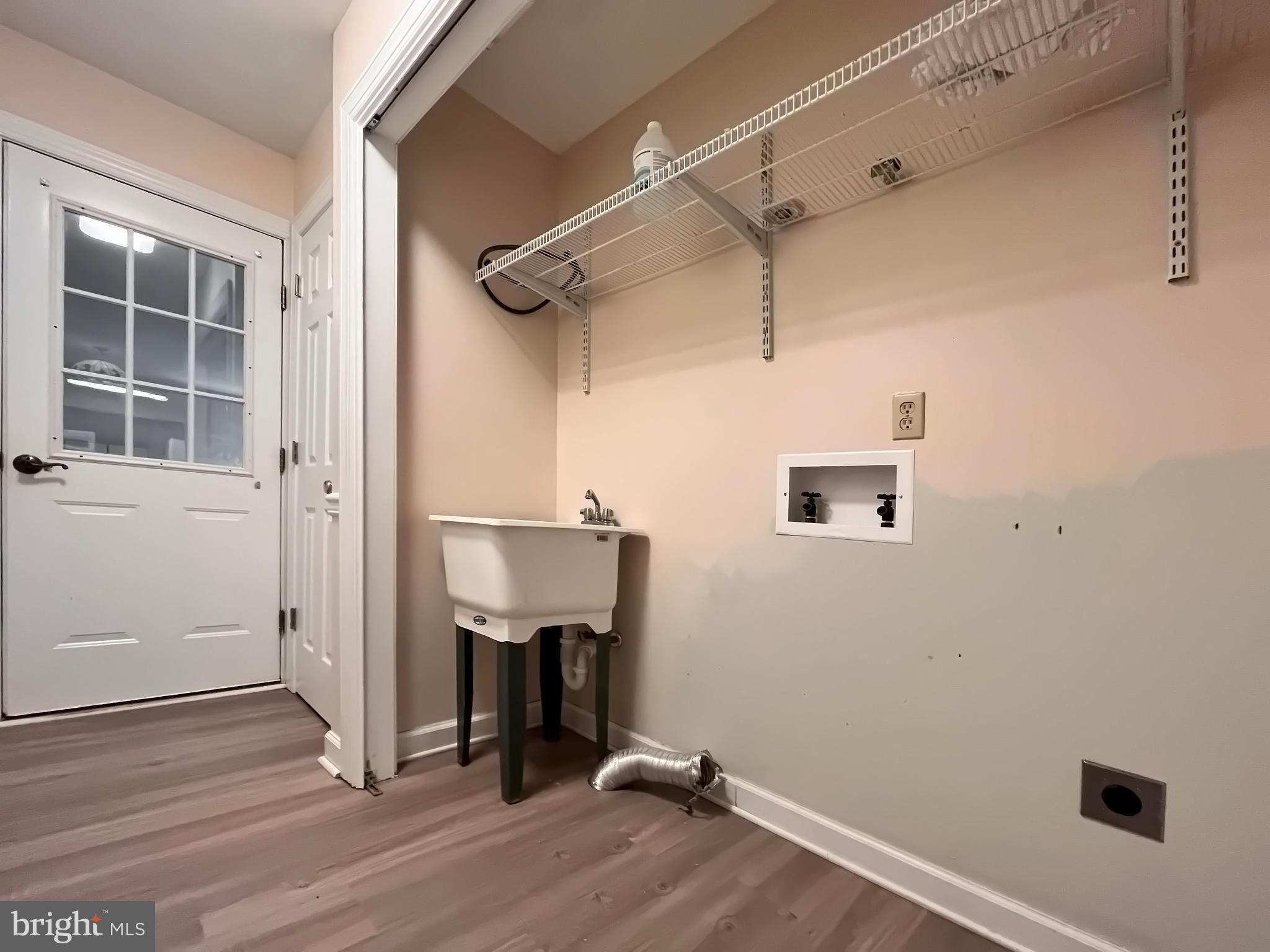 ALGONQUIN - Residential