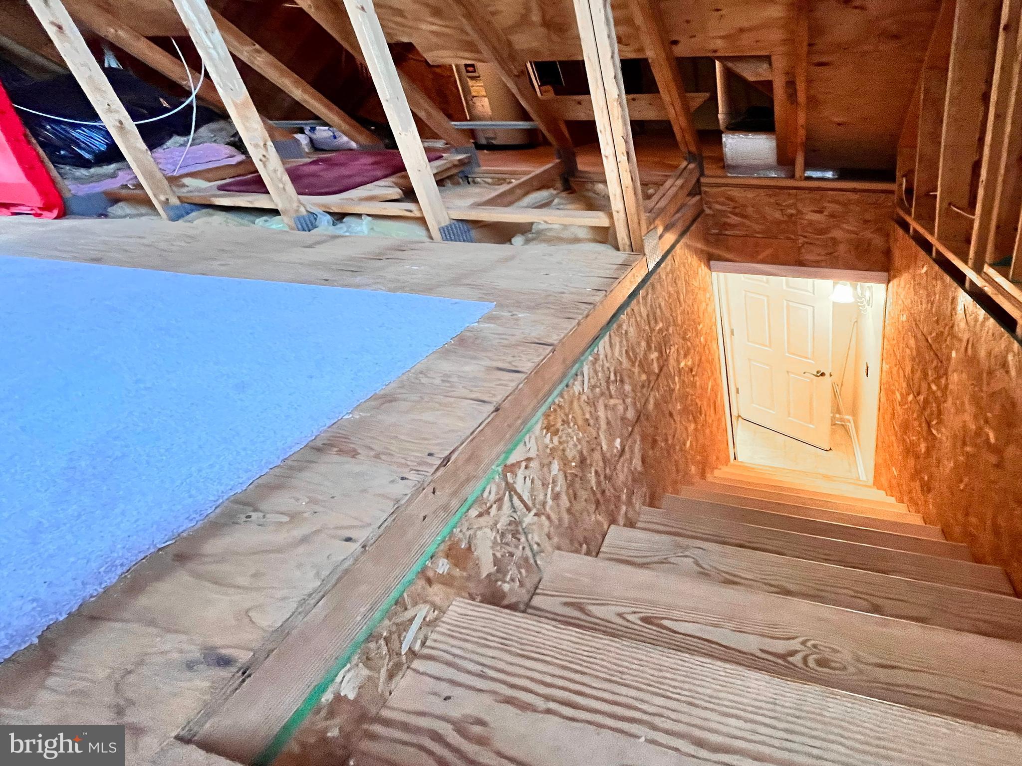 ALGONQUIN - Residential