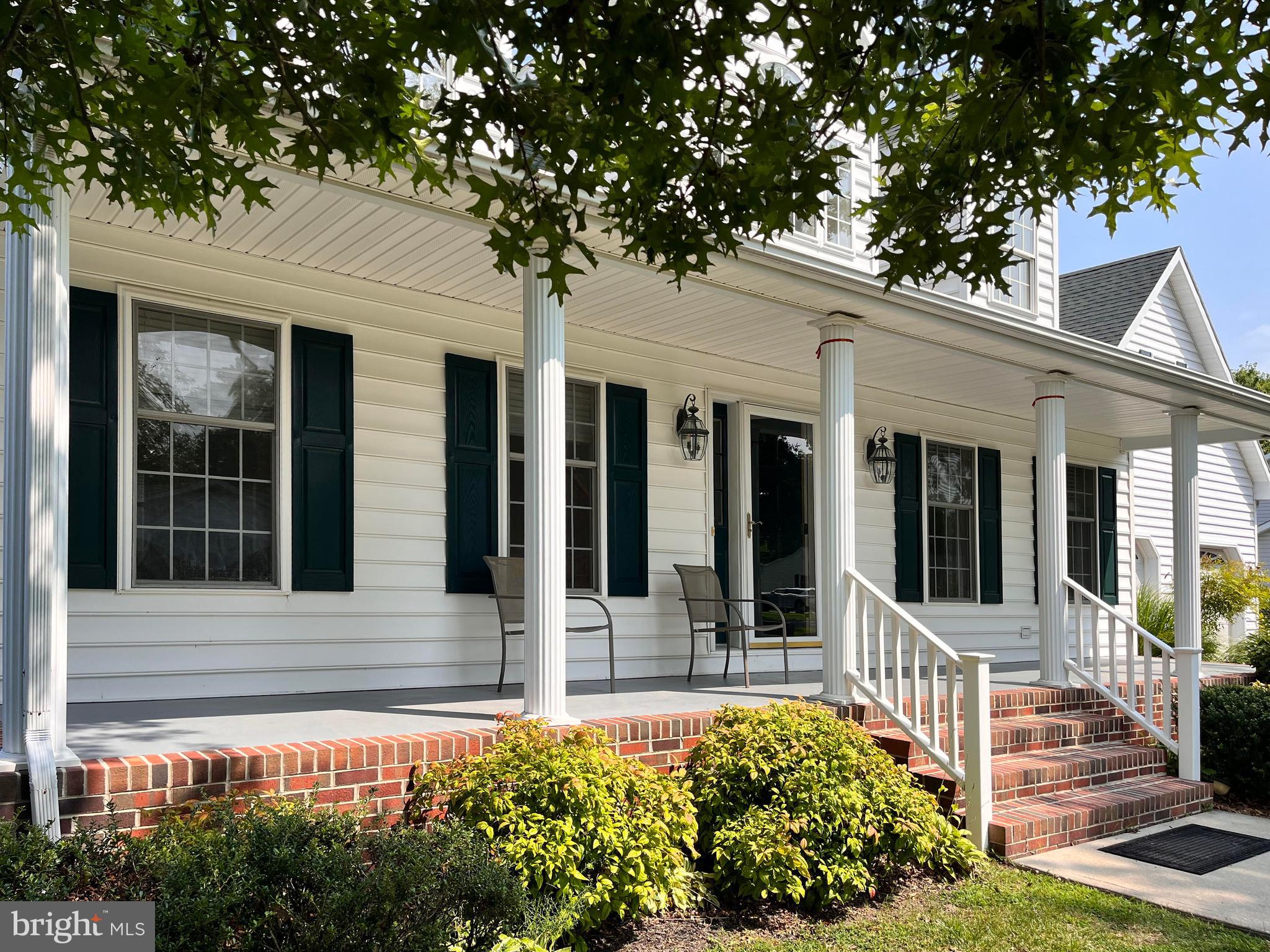 ALGONQUIN - Residential