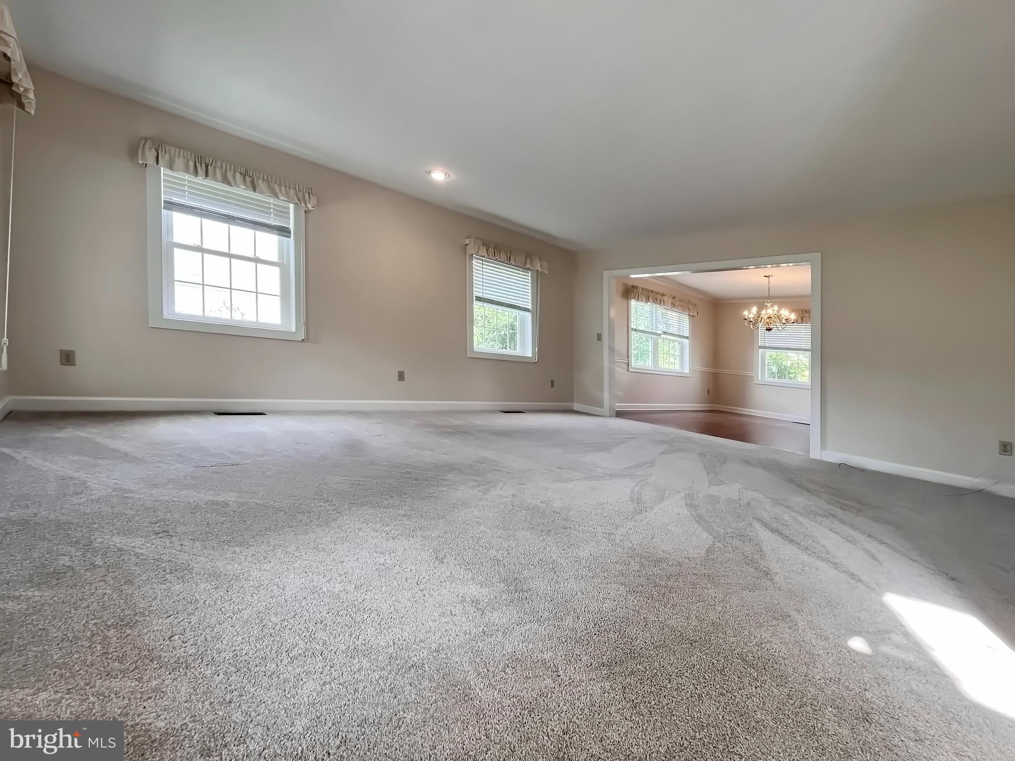 ALGONQUIN - Residential