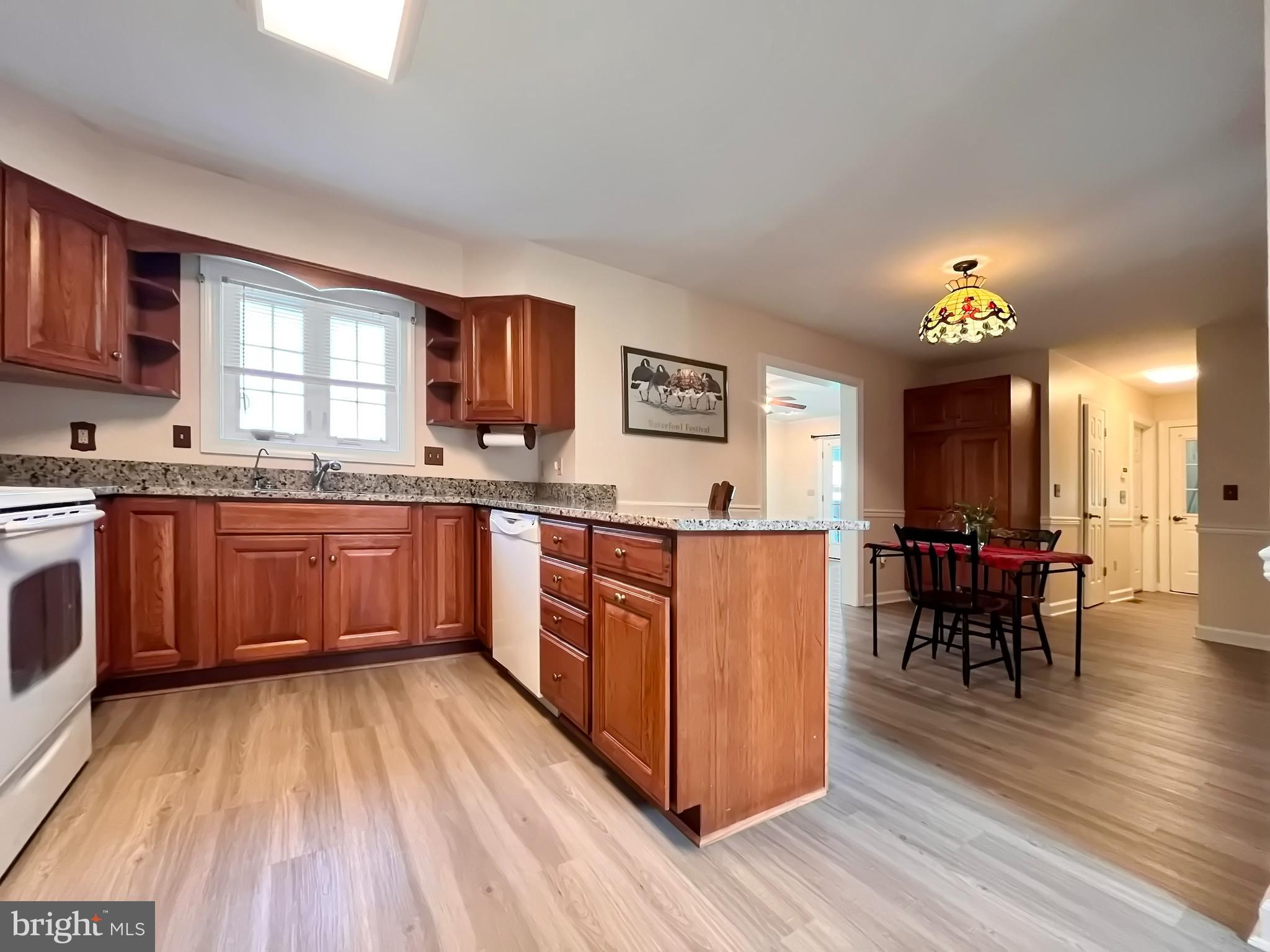 ALGONQUIN - Residential