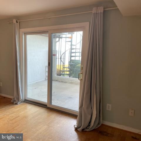 QUEENS LANDING - Residential