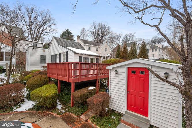 LOCUST HILL ESTATES - Residential