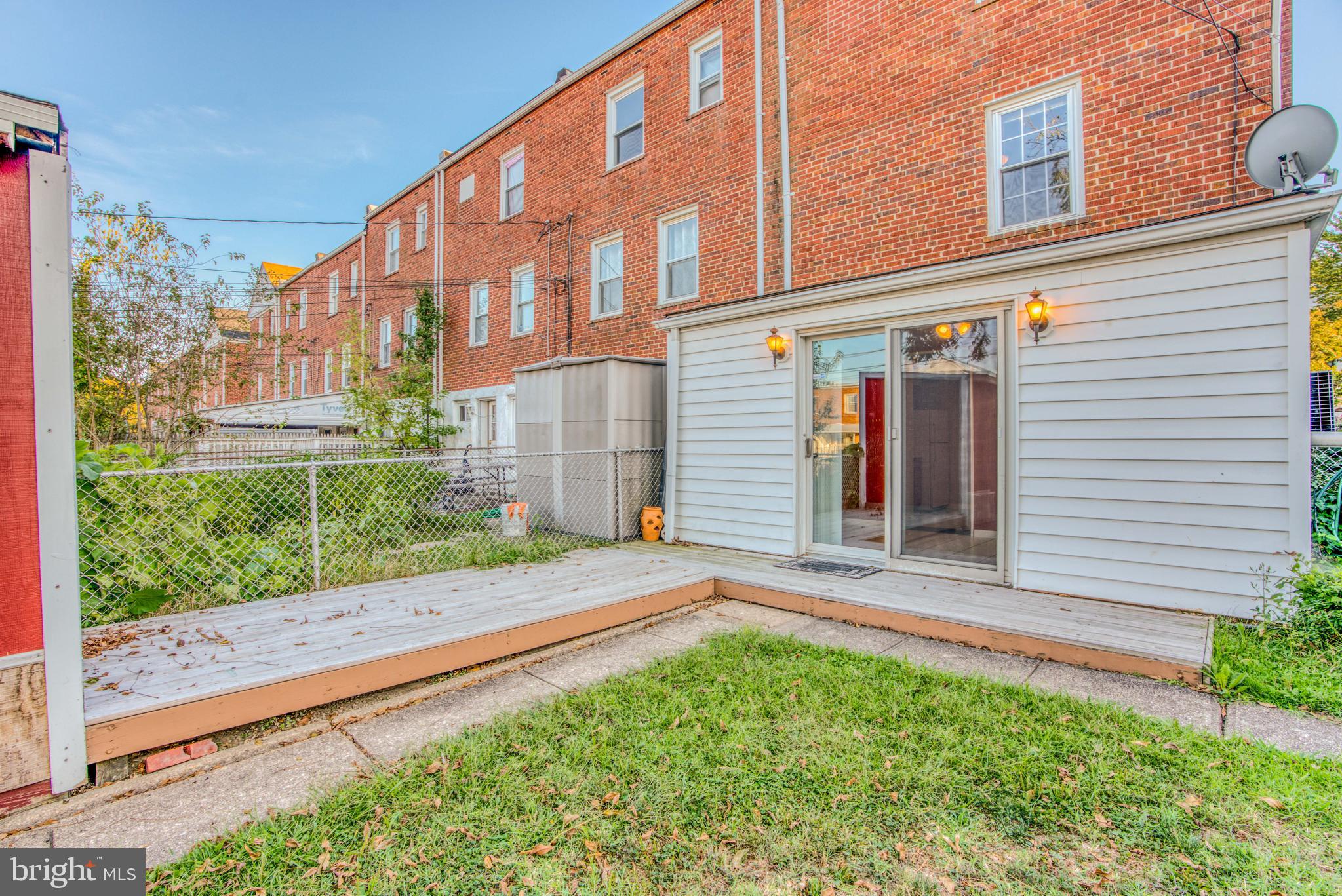 EASTFIELD - Residential