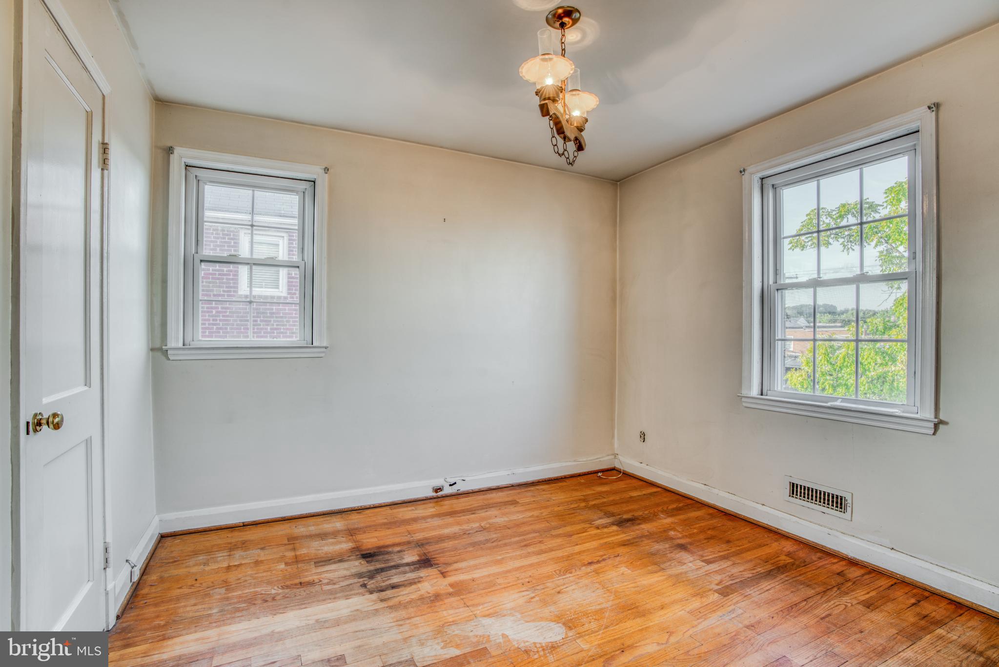 EASTFIELD - Residential