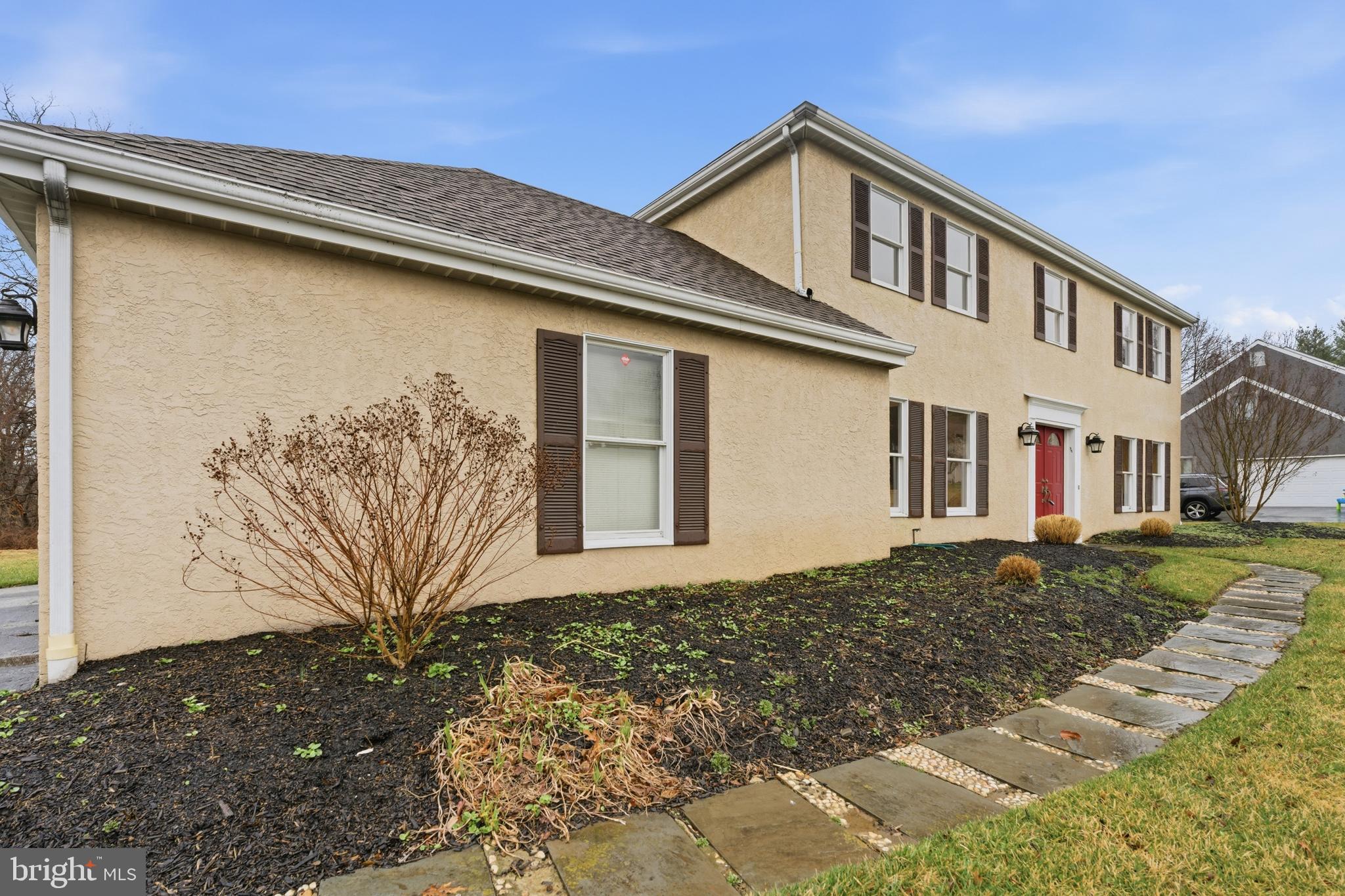 305 COUNTRYVIEW DRIVE