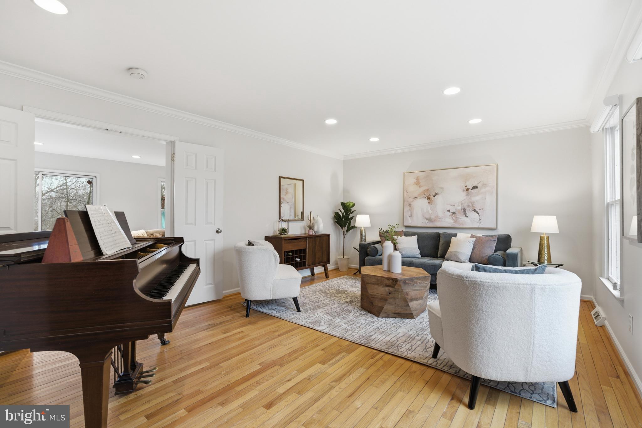 FOX FIELDS - Residential