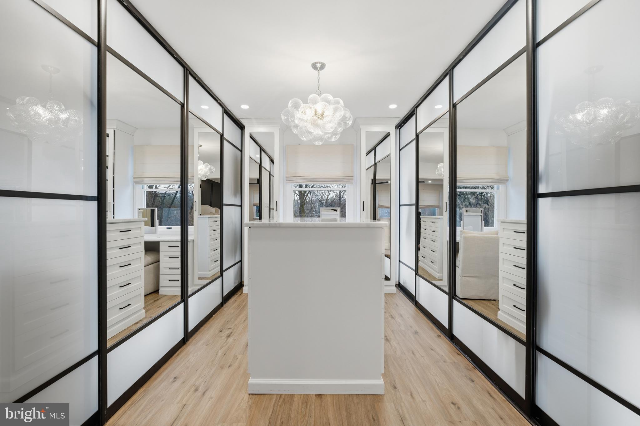 FOX FIELDS - Residential