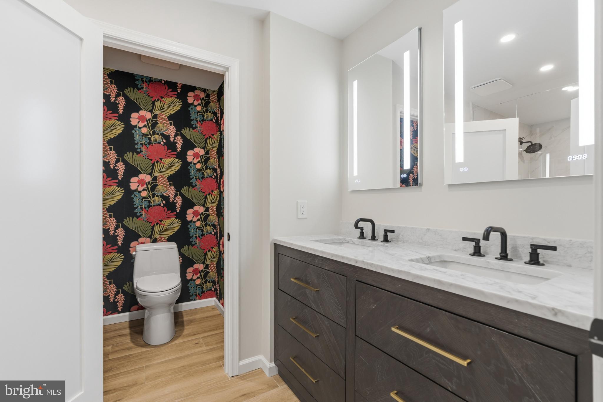 FOX FIELDS - Residential