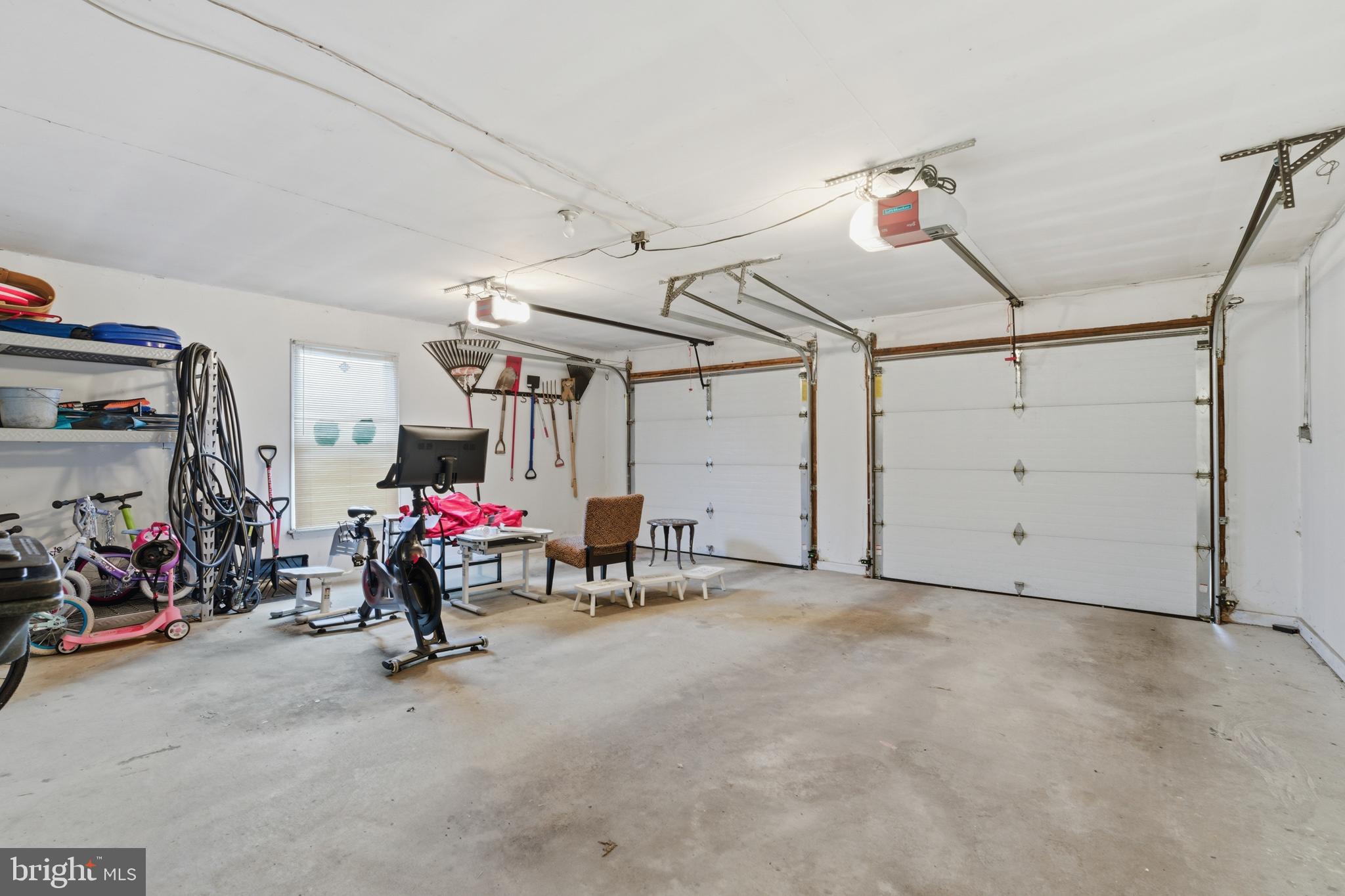 FOX FIELDS - Residential