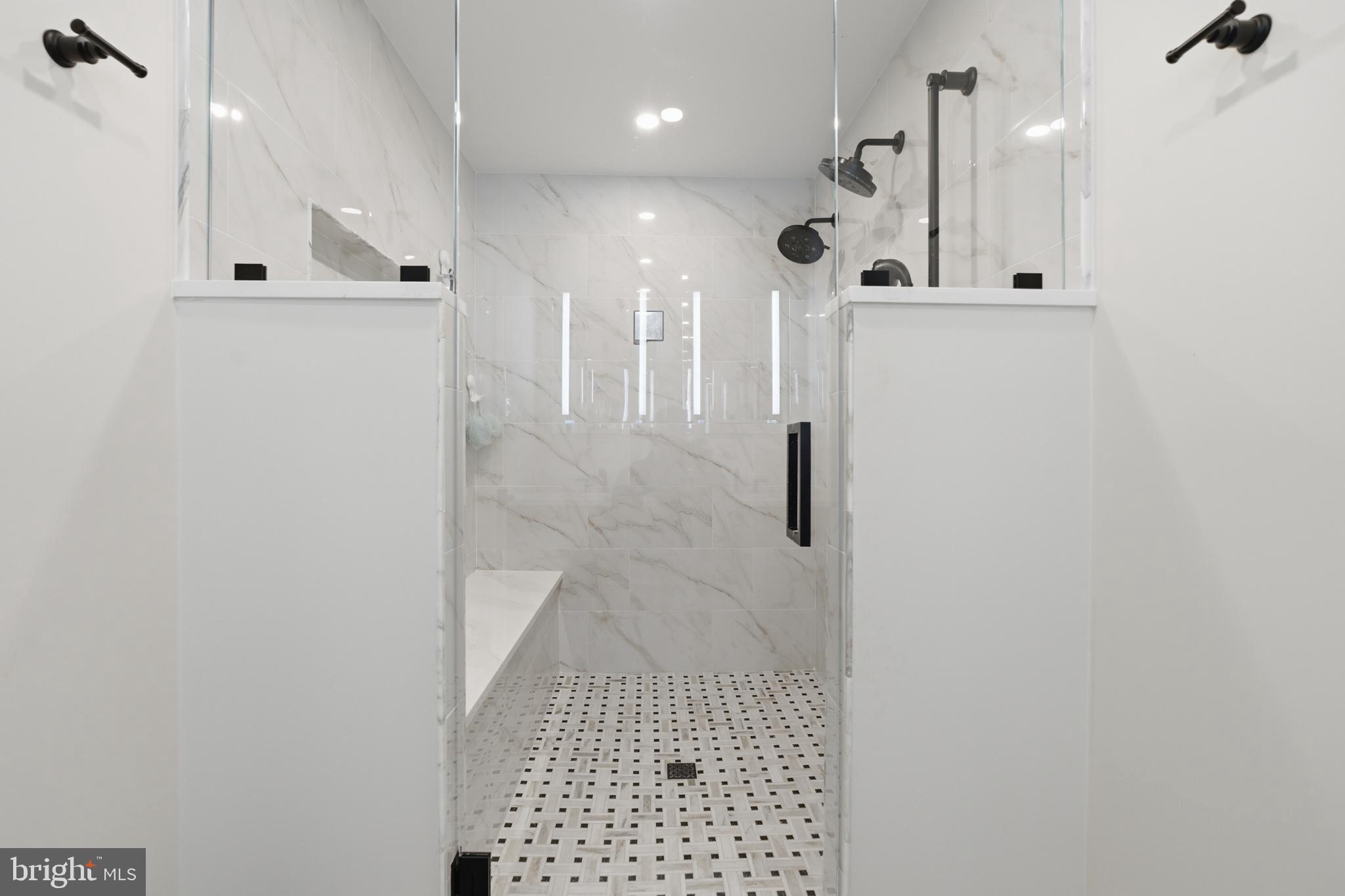 FOX FIELDS - Residential