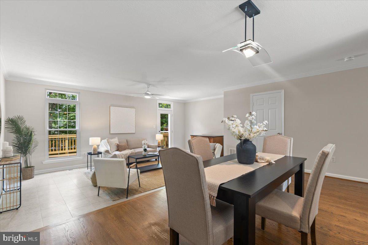 6836 KERRYWOOD CIRCLE