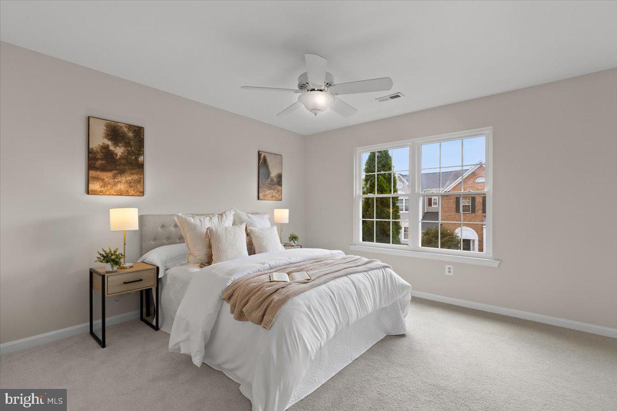 6836 KERRYWOOD CIRCLE