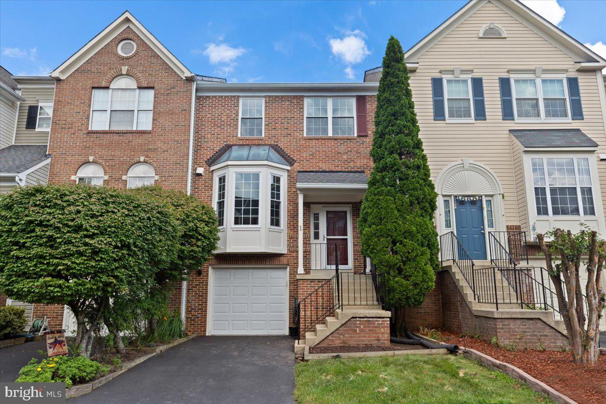 Price reduced and the best $$ per square foot. Remodeled kitchen (not painted cabinets!) with granite counter tops, beautiful hardwood floors, new paint and carpet, new deck and windows, hvac replaced 2023, roof 2018, water heater 2013 and gutters 2023. All of the major items have been done for you. Wonderful community amenities to include, pool, tennis, tot lots and walking trails. Convenient to shopping and all major roads. Turn key and ready!