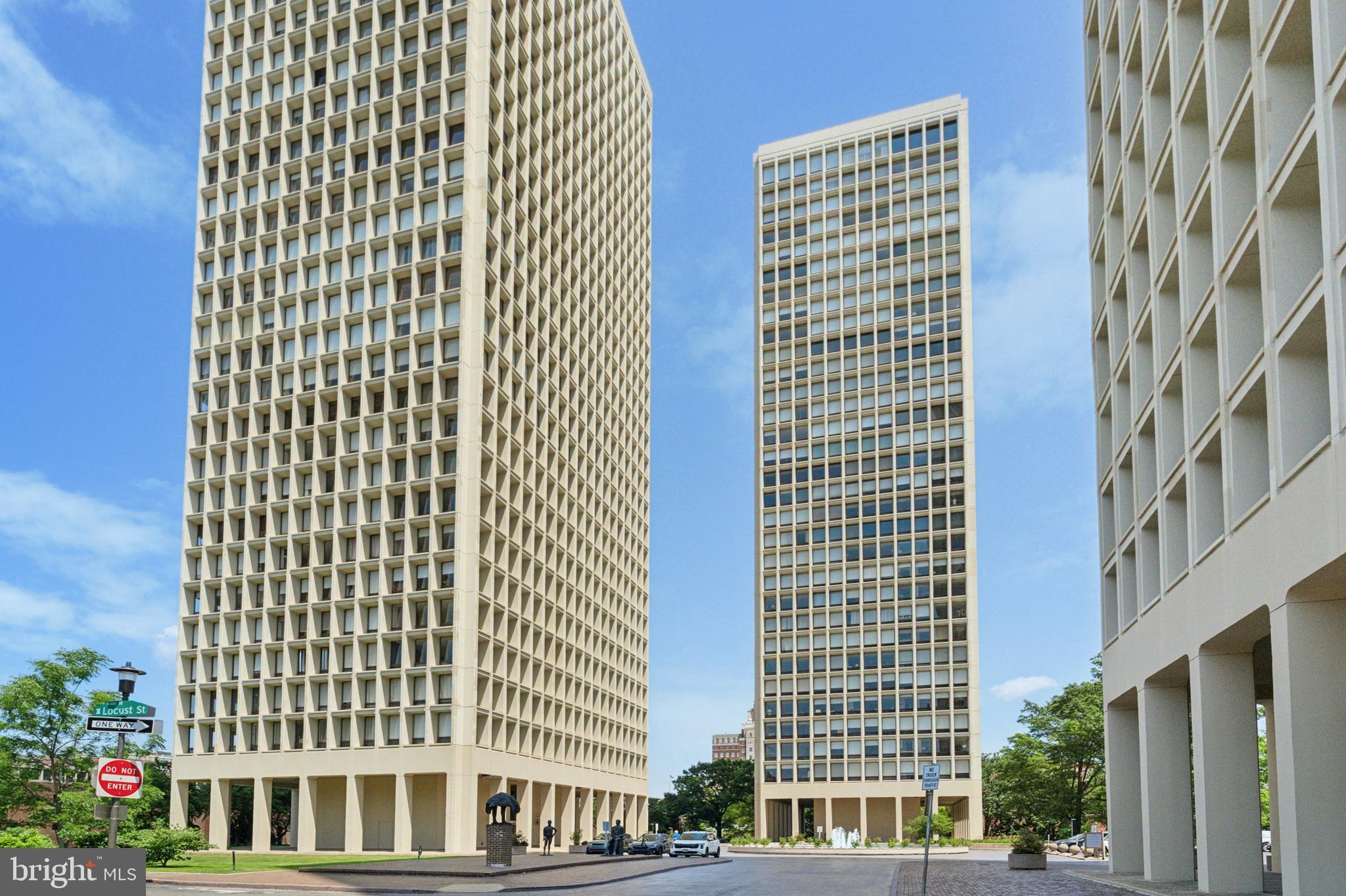 SOCIETY HILL - Residential