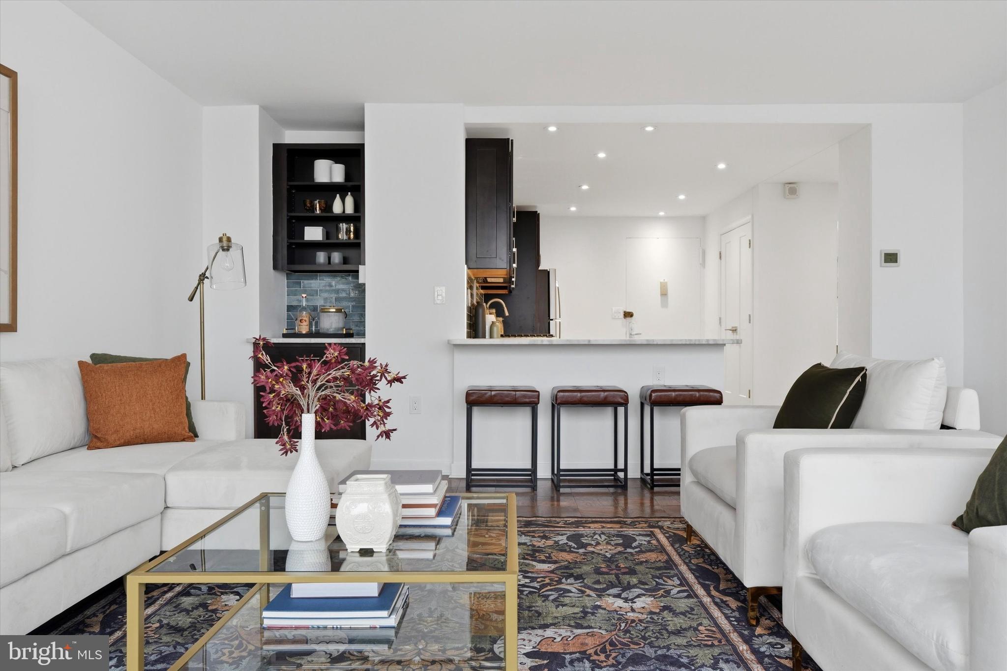 200 LOCUST STREET 29FN