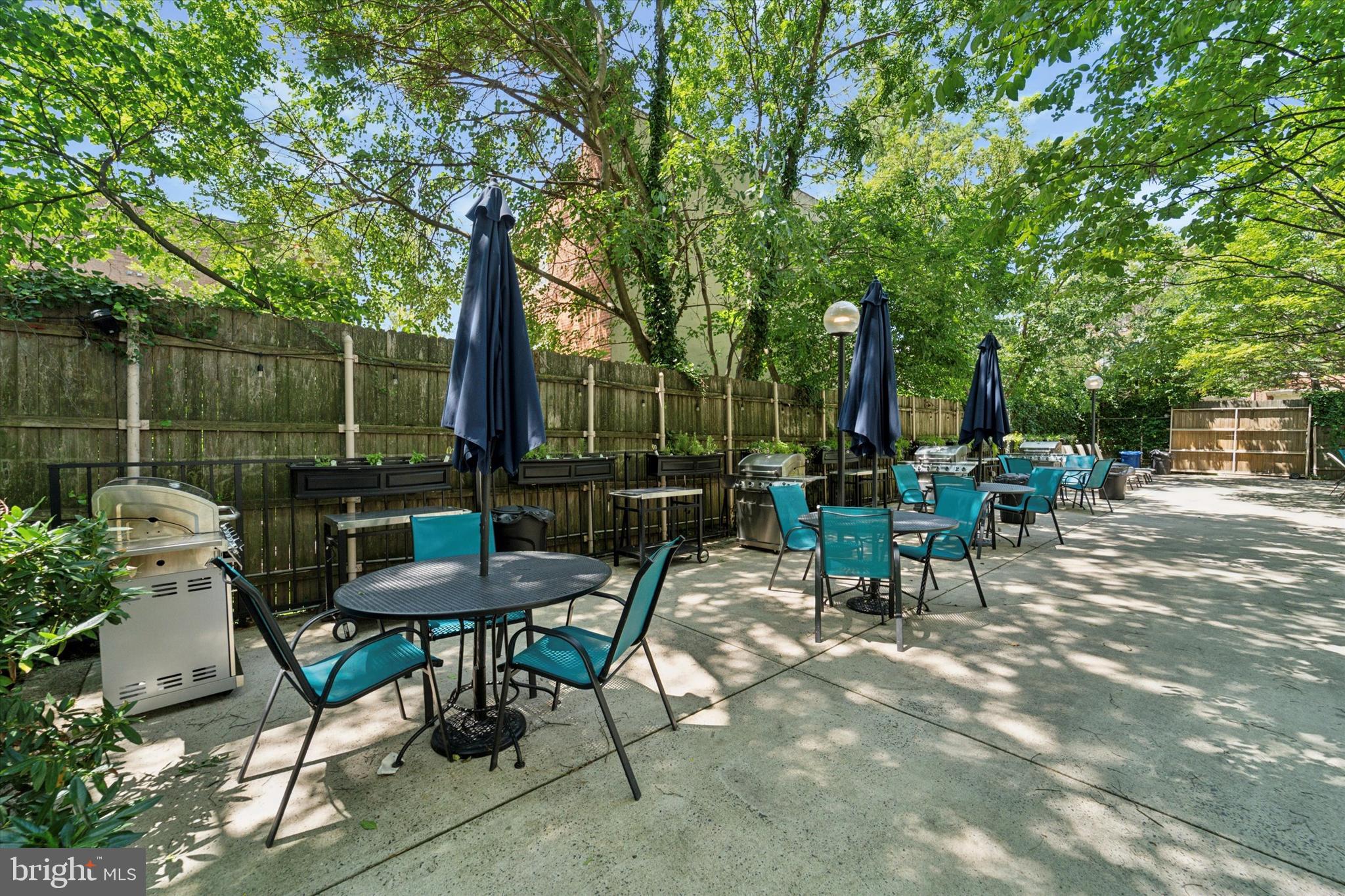 SOCIETY HILL - Residential