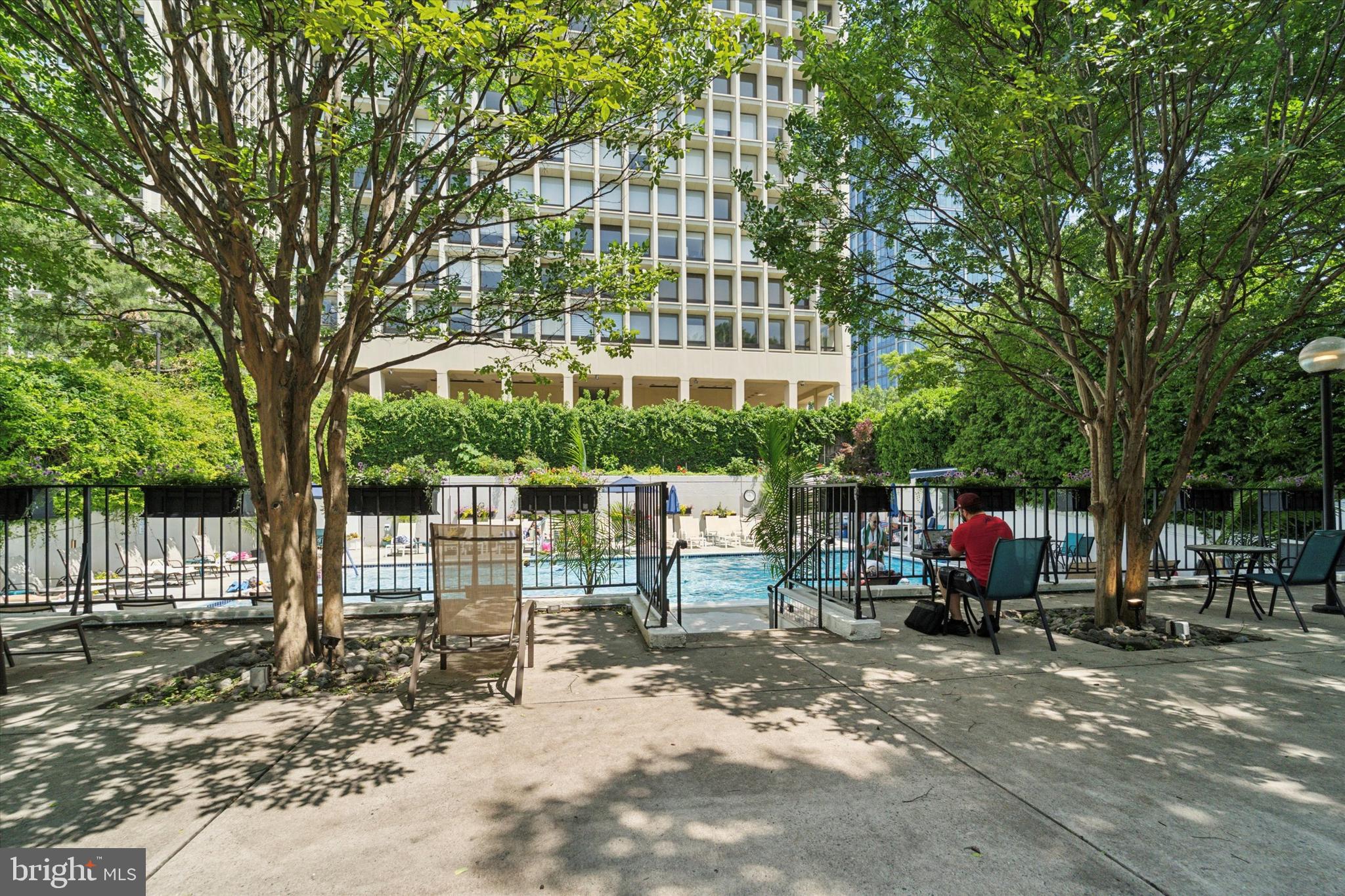 SOCIETY HILL - Residential