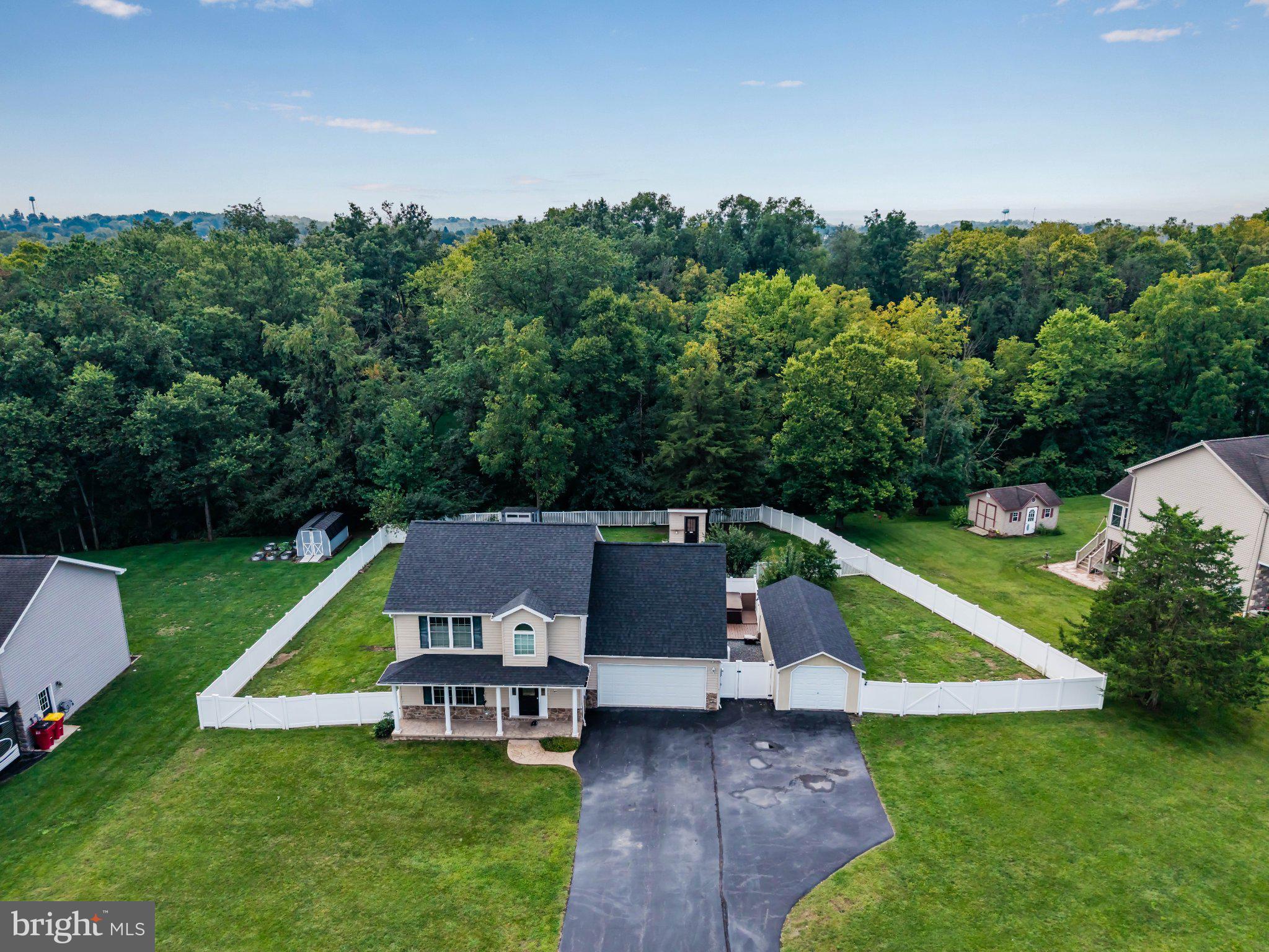 6 CAMELOT LANE
